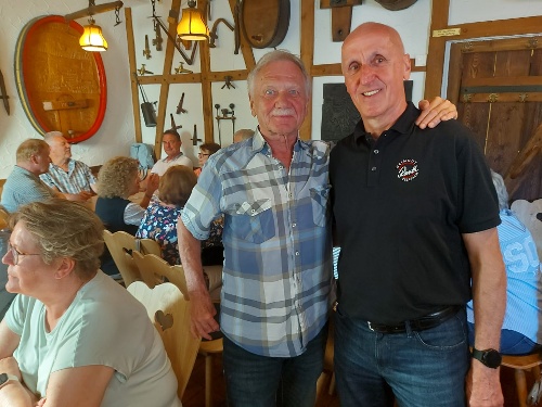 https://www.fussball-vfl-waiblingen.de/content/igal/f43fa368-1611-459f-8901-2c5985d6adcd-WK7WBD-L-2383.jpg